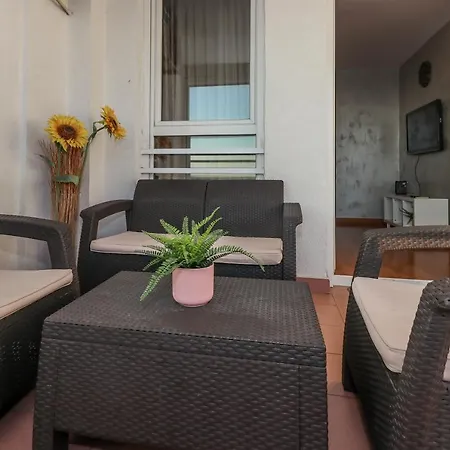 Apartament New Lavina, Parking 5 Evra Dan *